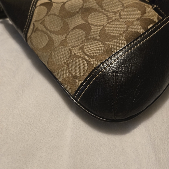 Coach Brown Signature Shoulder Bag With Leather Trim And Matching Card Holder - Picture 6 of 14